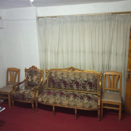 אלכסנדריה Flower Roomsللرجال فقط מראה חיצוני תמונה